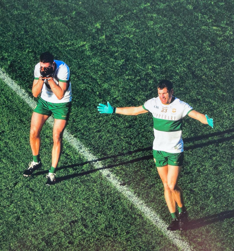 PhilAustin1986's tweet photo. Goodbye to the Tipperary football family and thanks for the memories @TippfootballGAA 👋 💙💛 https://t.co/OeErmY0raR