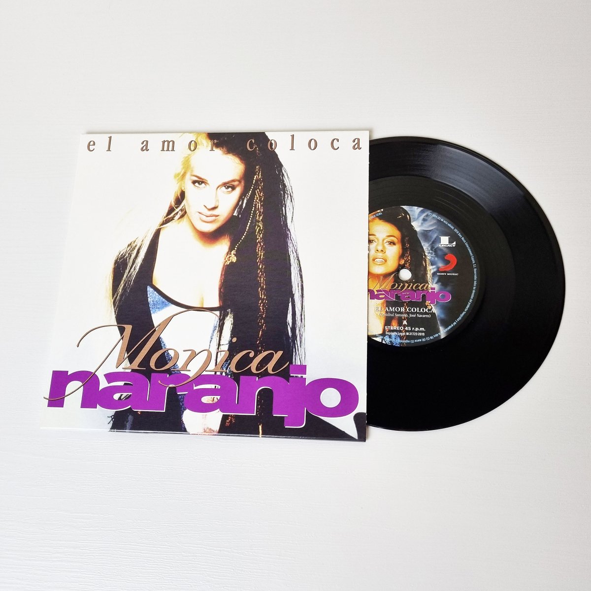 Maria Noel Robaina on X: Monica Naranjo El Amor Coloca Vinilo 7”  #MonicaNaranjo @monicanaranjo  / X