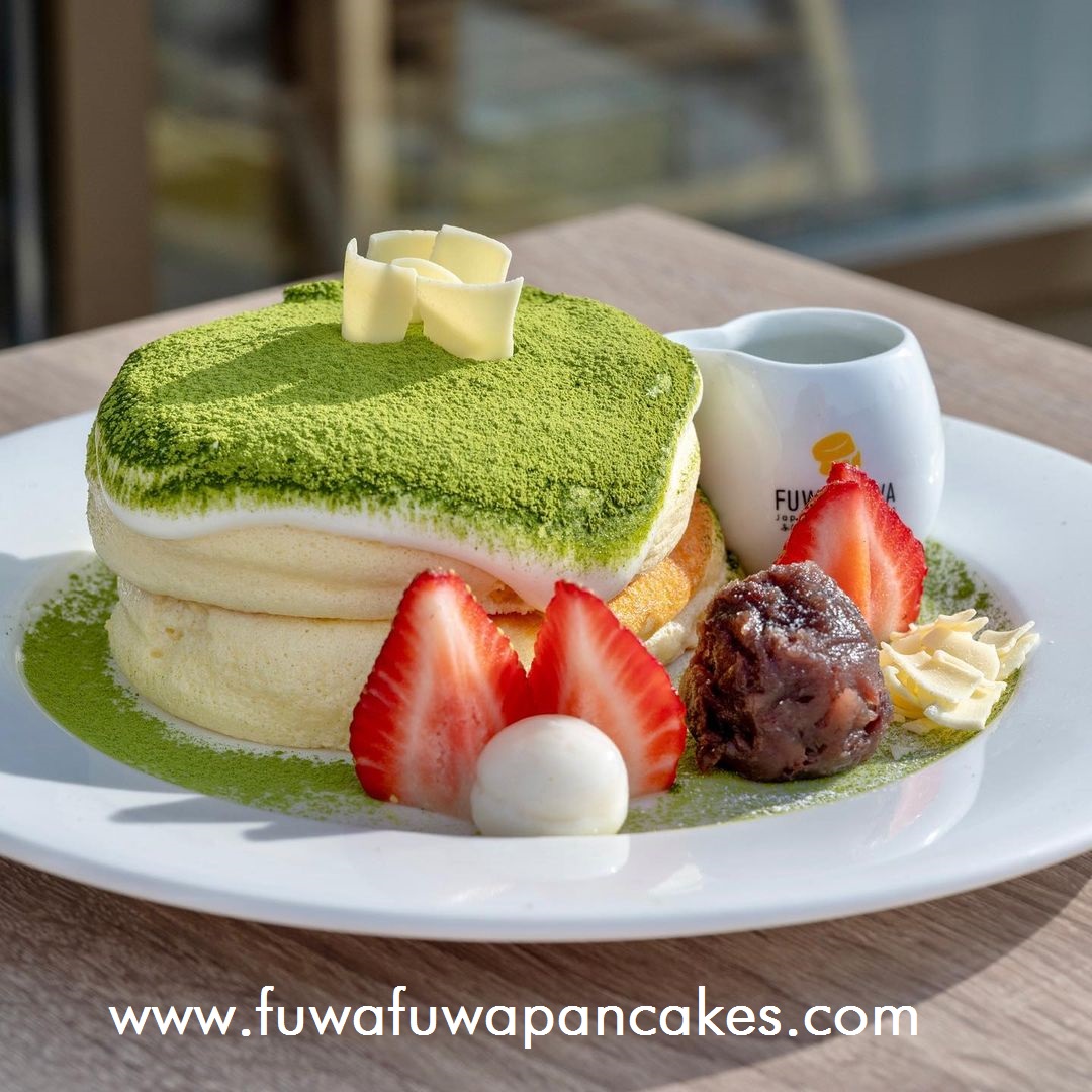 fuwapancakes's tweet photo. Golden hour hitting different 😍☀
Who’s a matcha lover? 💚 This is so yummy Japanese Fluffy Pancakes. Visit at https://t.co/JbxXp3M8eA 
#pancakes #strawberry #yummy #toronto #tastetoronto #toreats #tofoodie #foodie #foodlover #breakfast #cake #fluffy #torontofoodie #dessert https://t.co/dPt8dzeRkR
