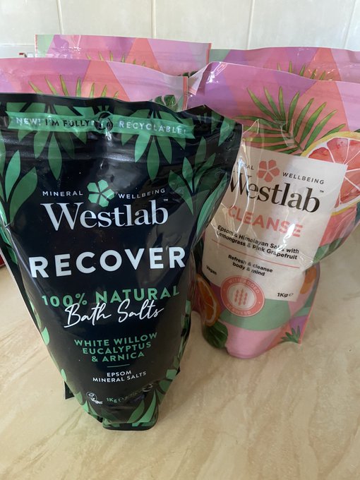 Spoilt again! Thank you 😘😘😘😘😘 You really are pampering me!! #spoiltkitty #spoilt #worship https://t.<a href="/tag/worship"class="tags"><span>#worship</span></a><a href="/tag/spoilt"class="tags"><span>#spoilt</span></a><a href="/tag/spoiltkitty"class="tags"><span>#spoiltkitty</span></a>