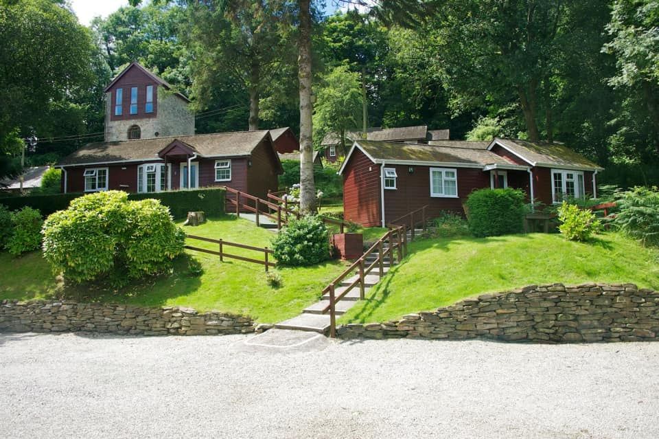 WeAcceptPets's tweet photo. Situated in six acres of peaceful parkland in Cornwall, St Margaret's Park boasts a range of beautifully furnished lodges, perfect for a relaxing break.
https://t.co/fPdcALfyfz
#Lodge #Holiday #Pets #FamilyHoliday #Tranquil #Relax #Explore #Polgooth #StAustell #Cornwall #UK https://t.co/RDney0EGWU