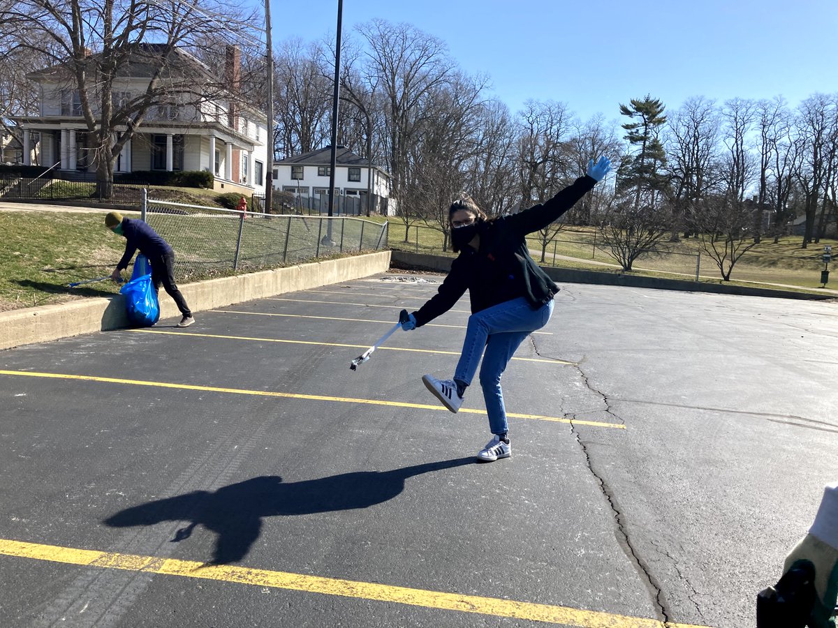 Not just yesterday: let's make #EarthDayEveryDay 🌎 We want to make sure our planet is around for as long as possible, and everyone can take the first step and clean up their communities! #LitterLeague

📸: Gifford Park Clean-Up (3/20)