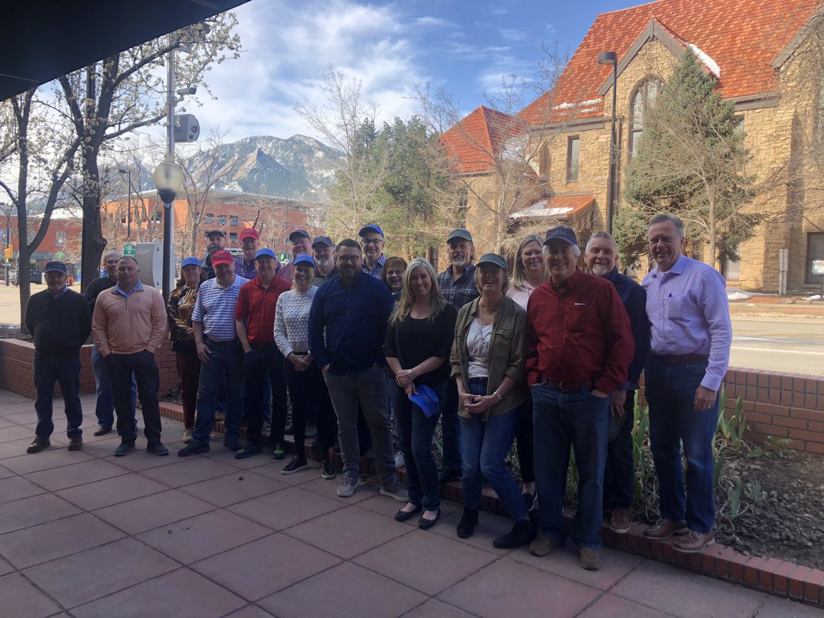 Repromaniac's tweet photo. @RSACorporation owners meeting. #Rockymountainreboot, #connectedness, #morethanrepro https://t.co/z2EJ8lAyTn