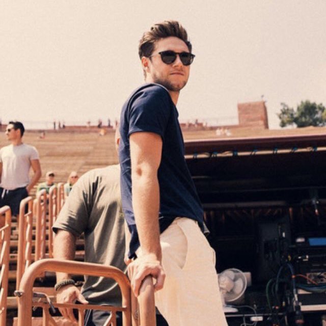 niall horan in sunglasses — a necessary thread <3