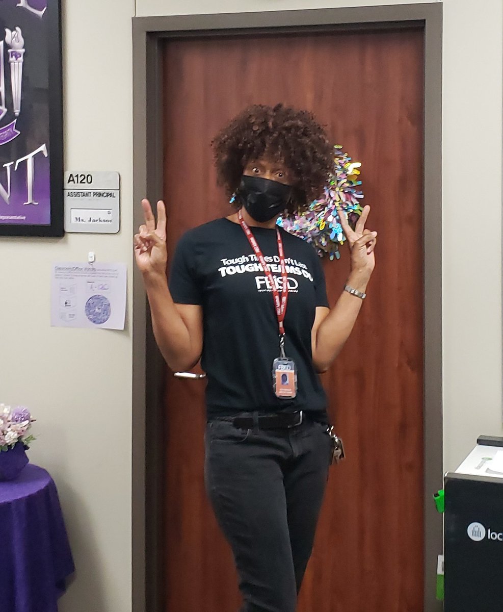 Fun: #HappyFriday #PantherNation! It's #SubHubBuzz- #SubstituteTeachers reporting to work/signing-in to teach, love, and care for our kids! #TLC #GiveItYourAll! 💯 #PantherMagic21 @FortBendISD @RGAPMobileLive @FBISDSubTalent