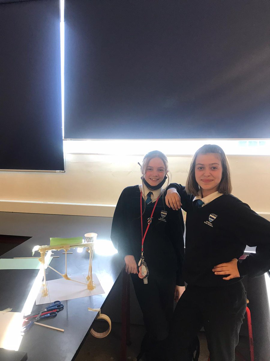 NorhamScience's tweet image. Inspiring to see so many young women building fantastic bridges in Science club #WomenInScience @norhamhigh