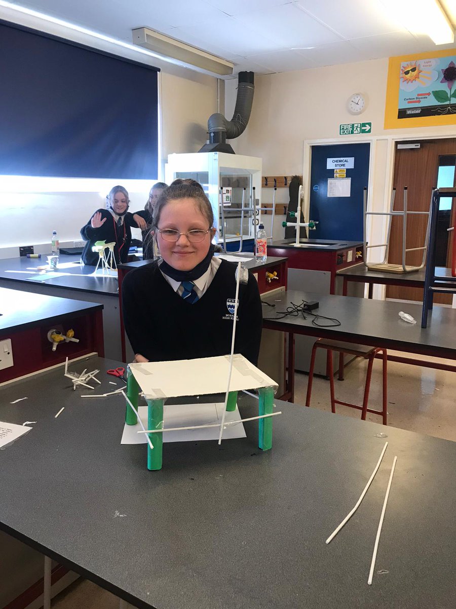 NorhamScience's tweet image. Inspiring to see so many young women building fantastic bridges in Science club #WomenInScience @norhamhigh