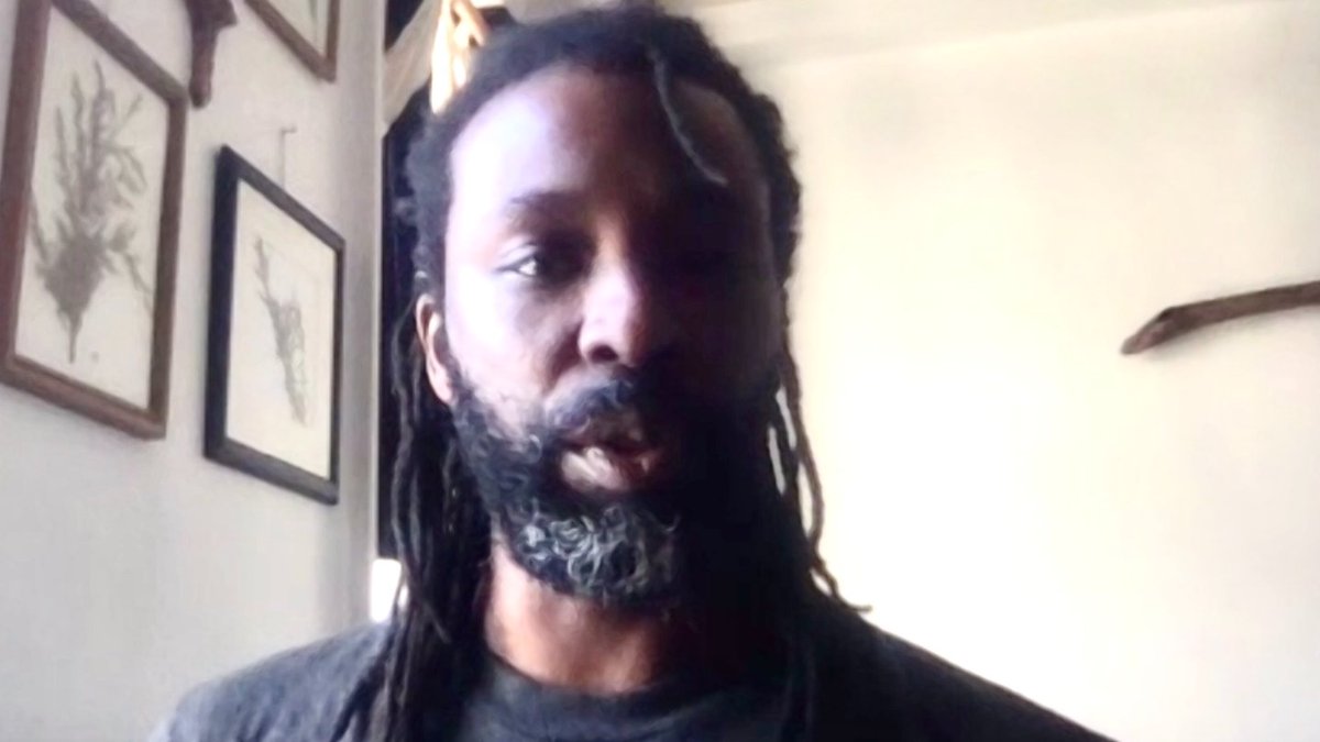 skap5's tweet image. Geeking out on haptics with @keithnin cofounder of @WearWorksInc. 1st product, Wayband, haptic navigation for the blind. So cool. We imagined how stimulating a sense of touch might help empower an @iamlunayou Mama to improve her own maternal health outcomes.