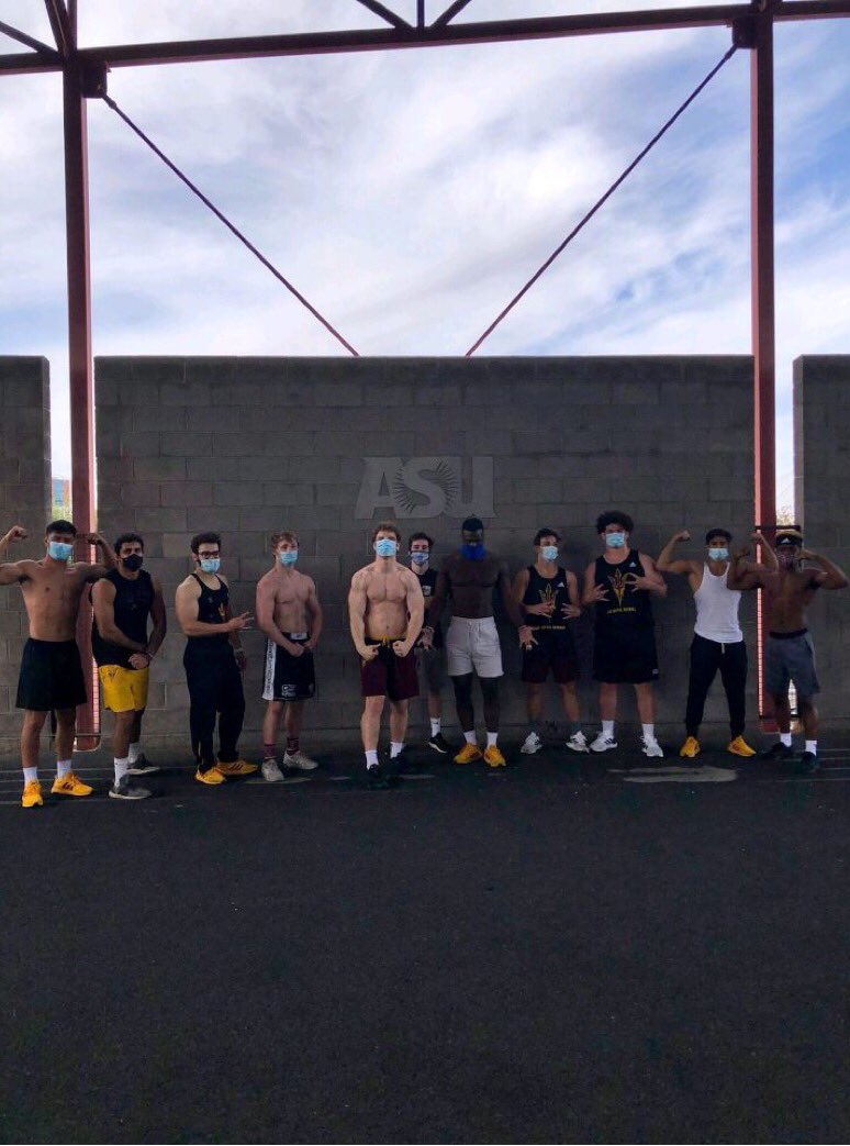 Flexin’ on Fridays 💪