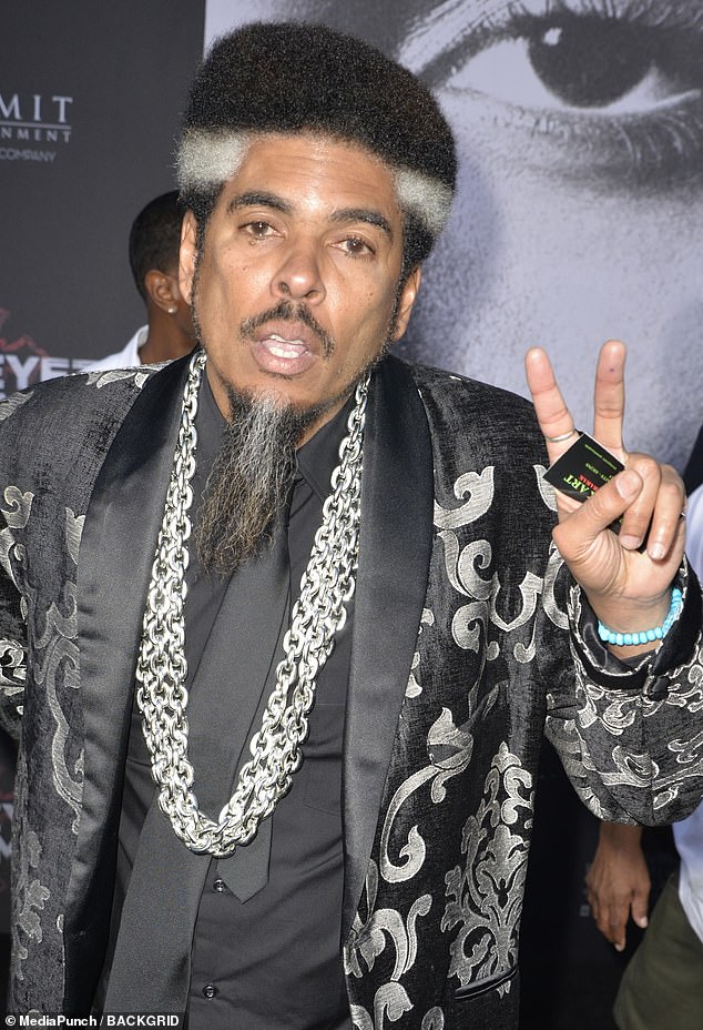 ghandje87's tweet photo. Rip Shock G
All around the world same song
🙏🏼🙏🏼🙏🏼 https://t.co/ngEupxt6jl