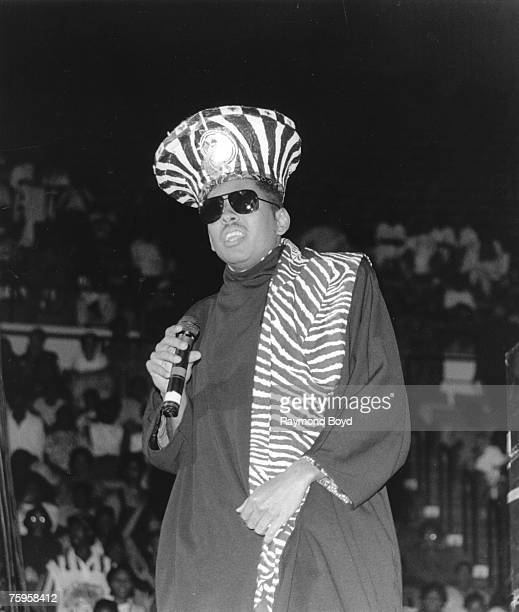 ghandje87's tweet photo. Rip Shock G
All around the world same song
🙏🏼🙏🏼🙏🏼 https://t.co/ngEupxt6jl