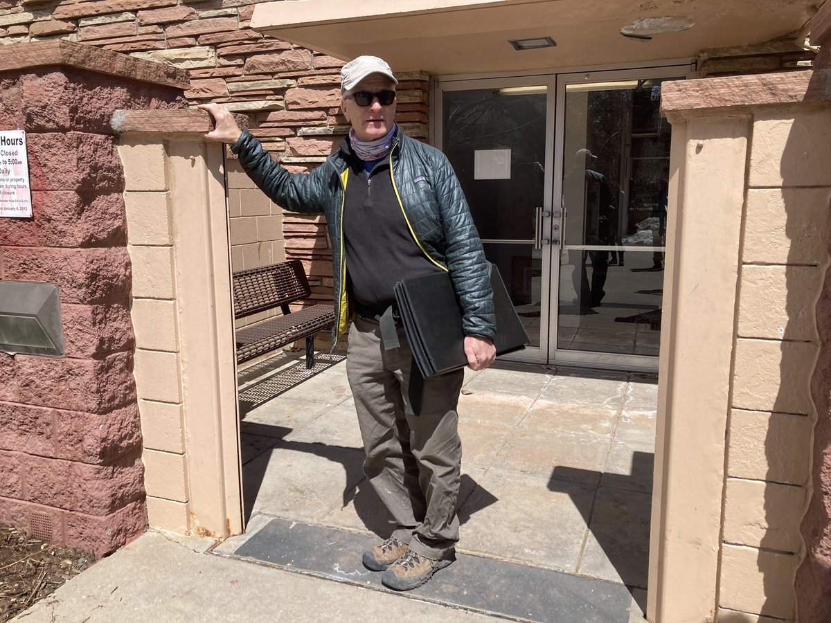 Remember how I said that earlier Boulder is home to planning around floods? Well, before Gilbert White came along  #Boulder built a bunch of bldgs in  #floodplain including a big municipal one pictured here. It had gates to keep water out now