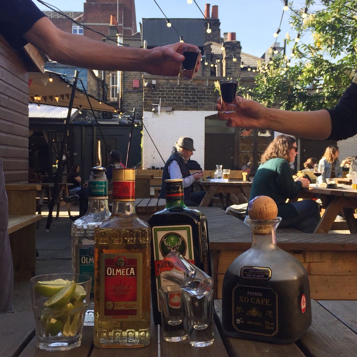 We’re on it with all the shots you could ever want. Come grab yourselves a sunny one 🥃 what’s your pick?! 

#sunofcamberwell #sun #camberwell #london #pub #shots #tequila #Jäger #Patrón