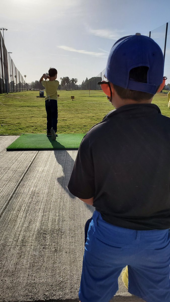 FirstTee_OC's tweet image. This week our players are working on showing courtesy! They're doing an awesome job counting for their partners as the hold their finish! 🧡🧡🧡

#firstteeoc #firsttee #morethanagame 
#buildinggamechangers #spring #golf #jrgolf #golflessons #orangecountygolf
