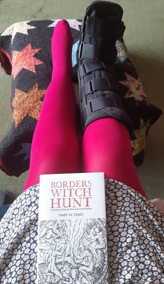 World Book Night 2021. All my fiction is on my Kindle and nonfiction are hardback! Loving this book at the moment. #ReadingHour!  <a href="/AldersleyReadi2/">Aldersley Reading 📚</a> <a href="/AldersleyEng/">AldersleyEnglish</a>