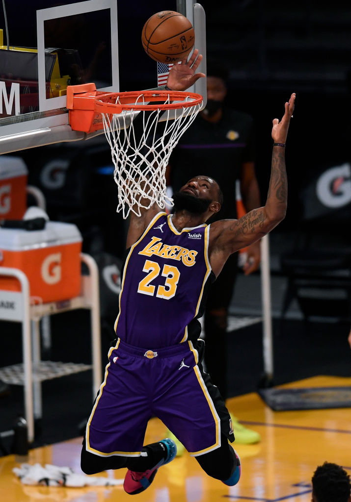 NEWSMAX's tweet photo. Trump: Lebron James tweets on teen's death are 'racist rants'  https://t.co/JmWNfmhG5p https://t.co/QN0lFJR5ad