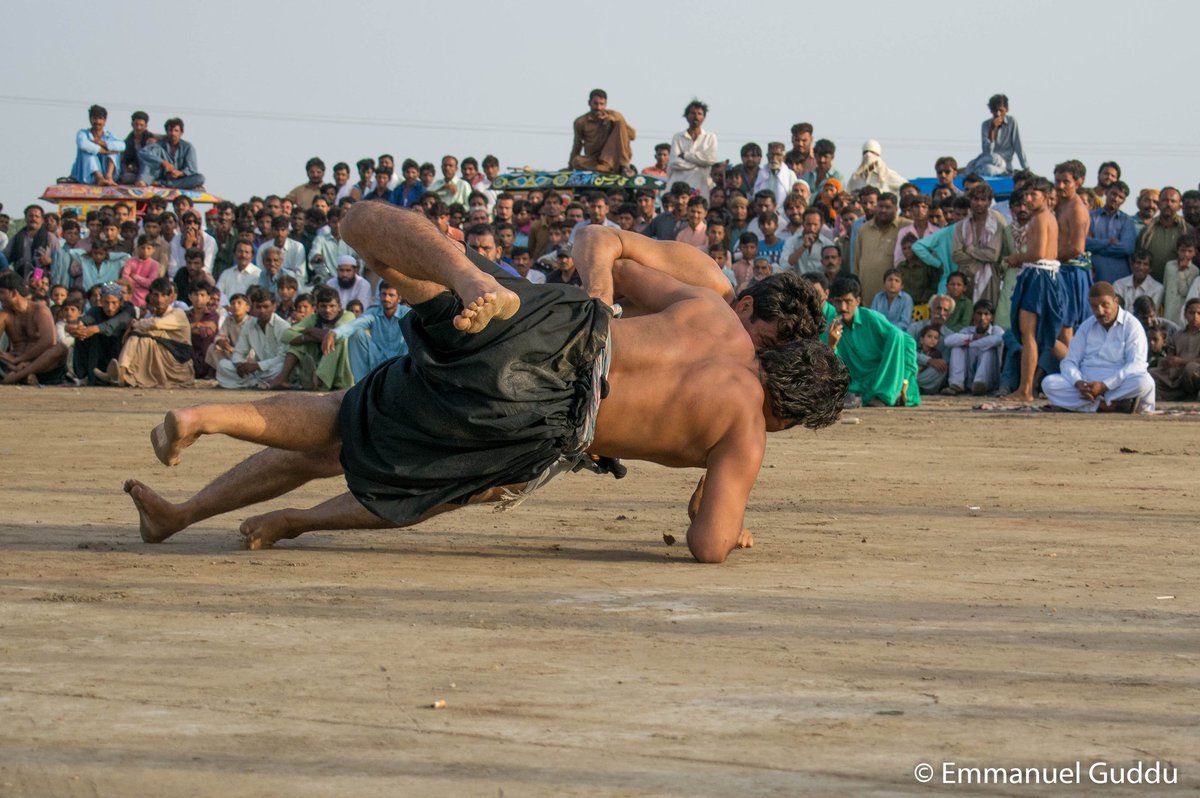 PakinAzerbaijan's tweet photo. Traditional wrestling #Malakhro in #Sindh province of 🇵🇰 #Pakistan

via @emnpk 
#UnknownPakistan
#EverydayPakistan https://t.co/HxkfNRBPKZ