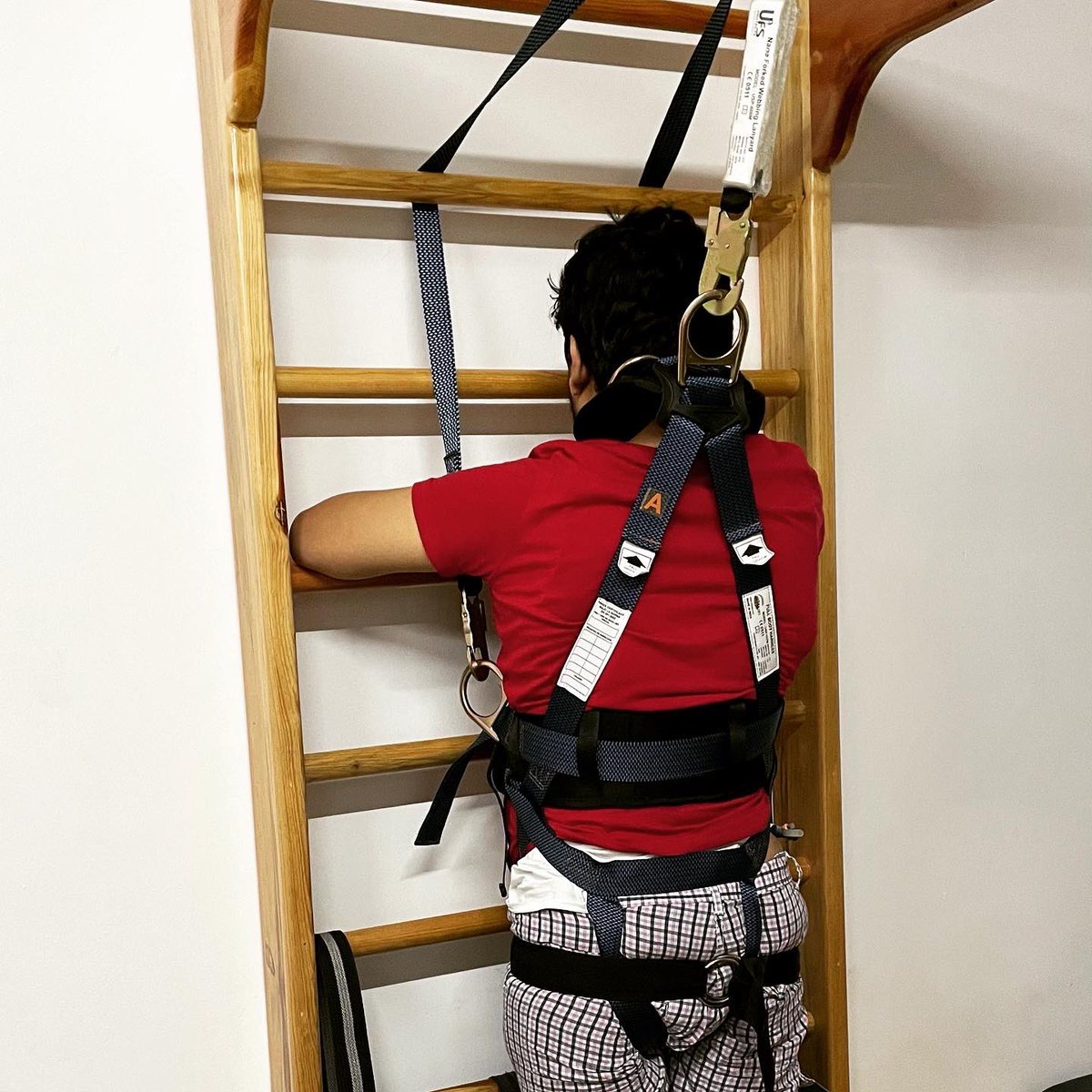 neuro_centro's tweet photo. La constancia en la Rehabilitación es esencial para la máxima recuperación funcional en un paciente con lesión medular #estimuladorepidural #celulasmadre #rehabilitación https://t.co/XN6wvsbYB6