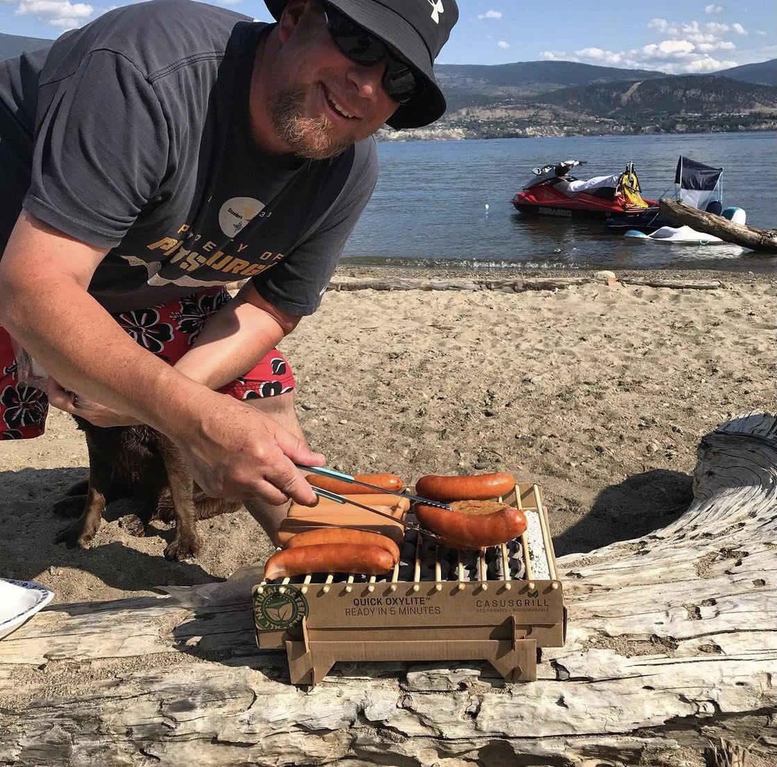 casusgrilltm's tweet photo. Summer came early to the west coast, get out and enjoy it with CasusGrill 🌞
@casusgrilltm is for any outdoor activity: #picnic #travel #camping #hiking #biking #boating #rv #tailgating #beach #skiing 💚
#casusgrill #ecofriendly #chooseabetterfuture #sustainability #ecoconsious https://t.co/zmeBJ22iCW
