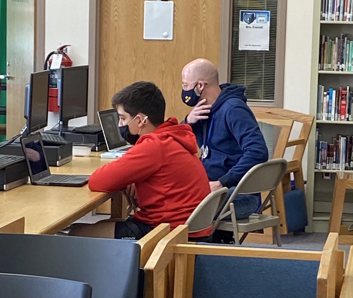 Today, as part of reading Peak, the legendary @alan_arnette joined us to talk about mindset, dedication, summiting Mt. Everest (and several of the world's highest mountains) and his dedication to end Alzheimer's. What an amazing experience! #204Reads <a href="/GrangerIPSD204/">GrangerMiddleSchool</a> #EndALZ