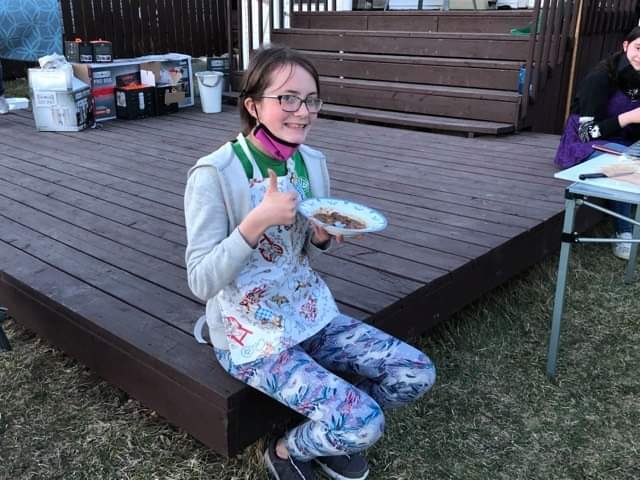 2nd N. Battleford Scouts creating llama stew! Week 1 Great 8 Challenge! <a href="/scoutscanada/">Scouts Canada</a> #survivewithLes