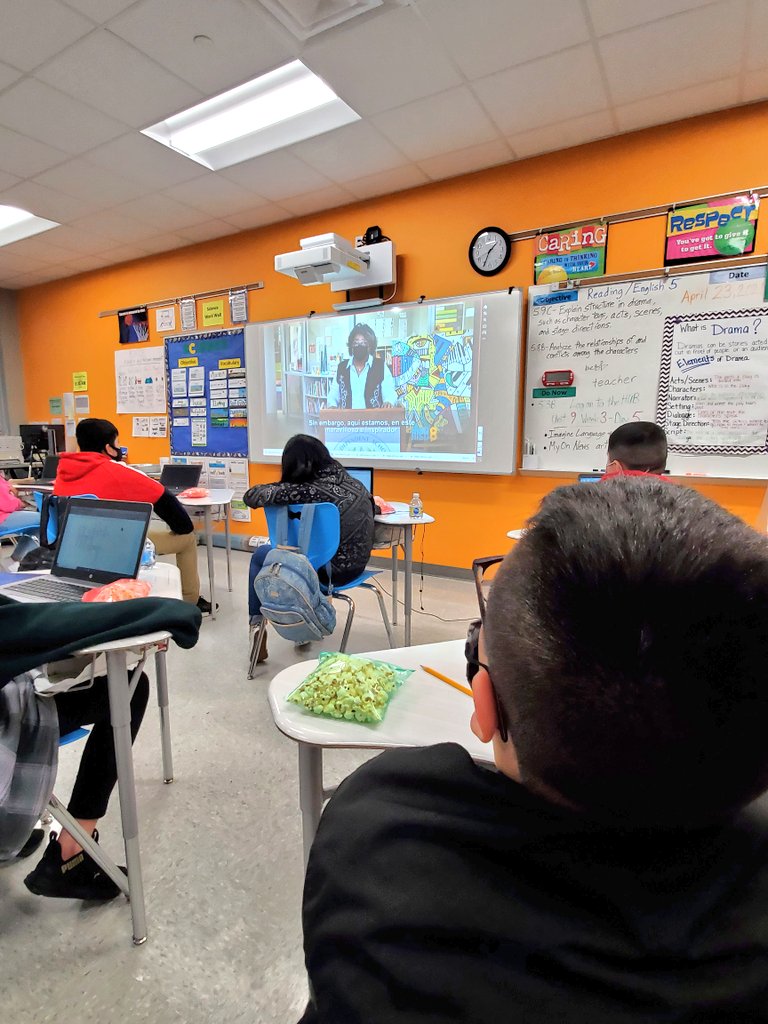 HoustonISD's tweet photo. It's not a premier π₯π₯οΈ without popcorn! πΏ These Huskies are so excited to watch their #virtualgrandopening! It's been a long time coming! ππ₯³π― #safecelebration https://t.co/iimidehSbh