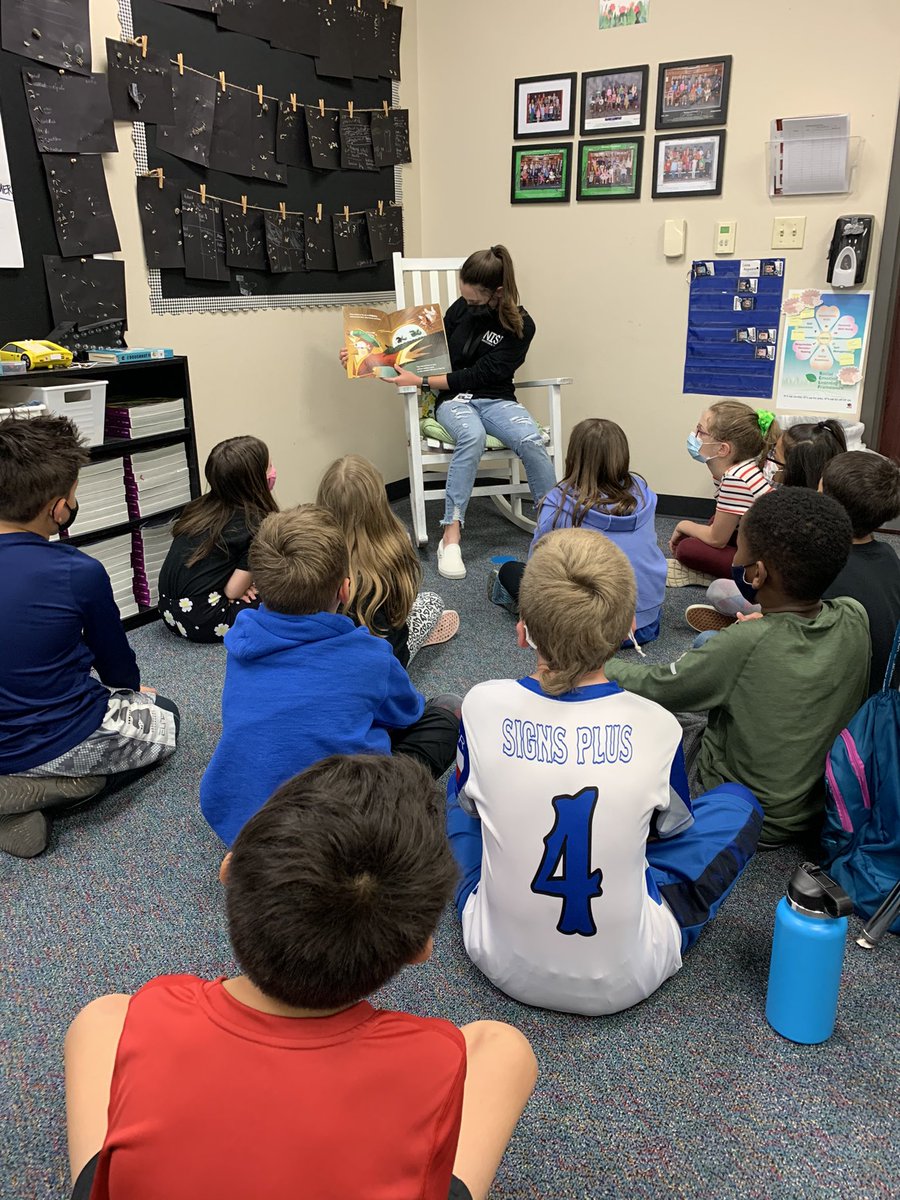 Katelyn Cole (@mrscoleres) on Twitter photo #NorthwestReads was such a fantastic success! Thank you to our <a href="/ByronNelsonHigh/">Byron Nelson HS</a> student interns for making today so wonderful! <a href="/NorthwestISD/">Northwest ISD</a> #NorthwestReads was such a fantastic success! Thank you to our <a href="/ByronNelsonHigh/">Byron Nelson HS</a> student interns for making today so wonderful! <a href="/NorthwestISD/">Northwest ISD</a>