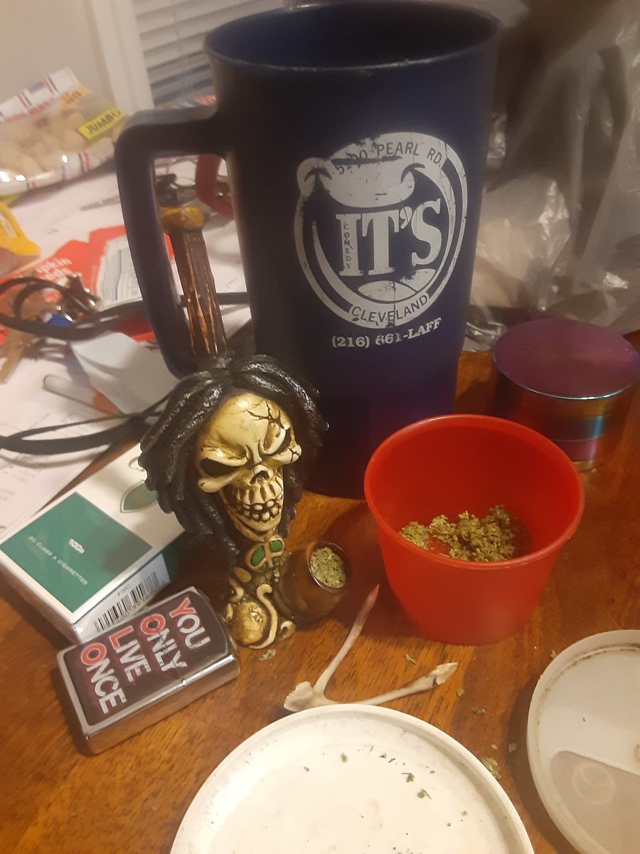 StartCookingNow's tweet photo. @innaaatalks 420 Party #BLZ https://t.co/jD602PKA5U