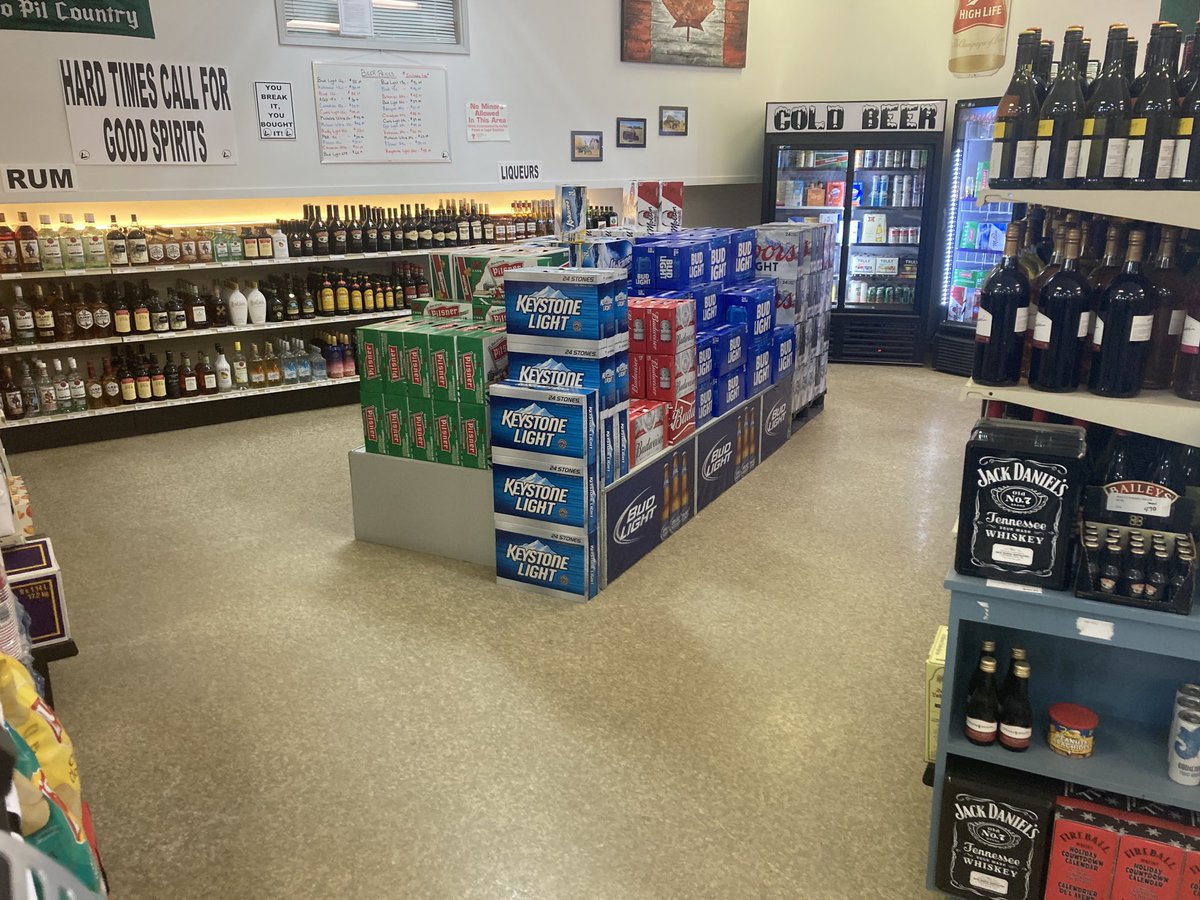 south_supply's tweet photo. Friday’s are a great day for beer and steaks. Stop in and have a look at the selection. The Cattle Boss has a great selection of steaks in his mobile unit parked on the east side of our lot          #weekendbeersandmeat https://t.co/xflQPRtUHo