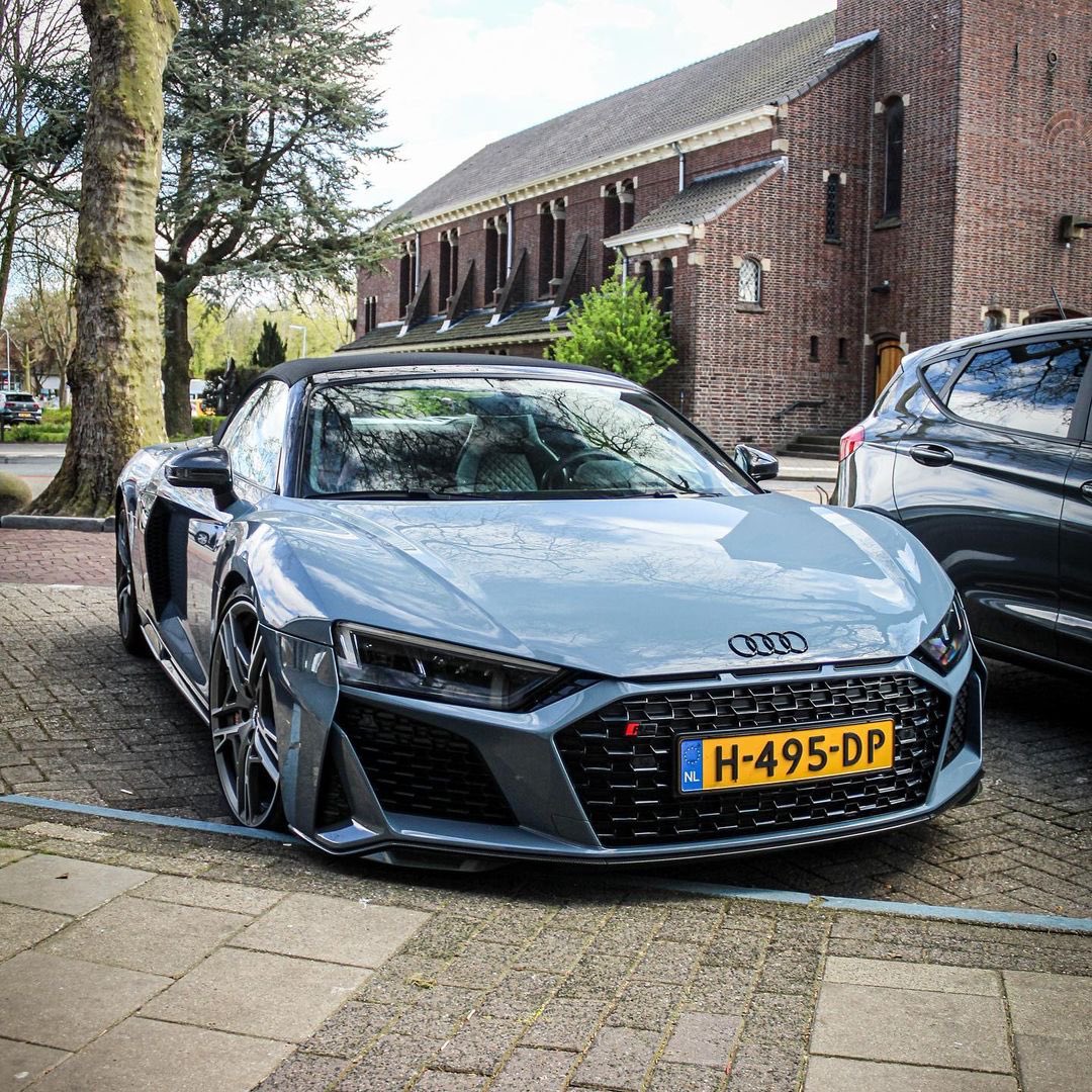motorforms's tweet photo. AUDI R8 🦋 https://t.co/Ea72d544aU
