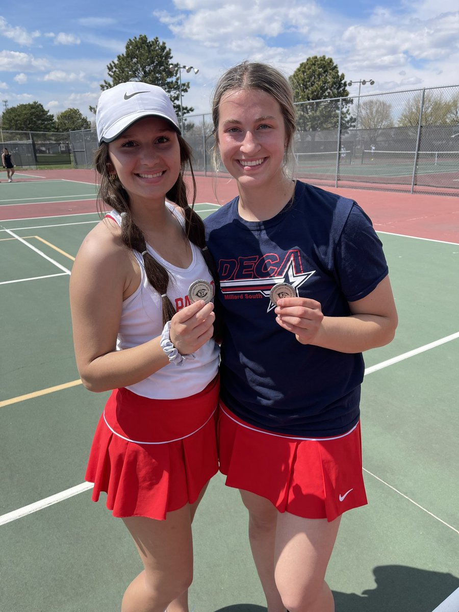 Columbus Invite Results
The doubles teams of Callie Freeman/Ella Haakinson and Abby Gerdes/Catelyn Rodenbiker finish the tournament with identical 4-1 records and place 2nd in their divisions! Great job today! #DMGB #NextPoint <a href="/MSHSactivities/">Millard South Activities</a>