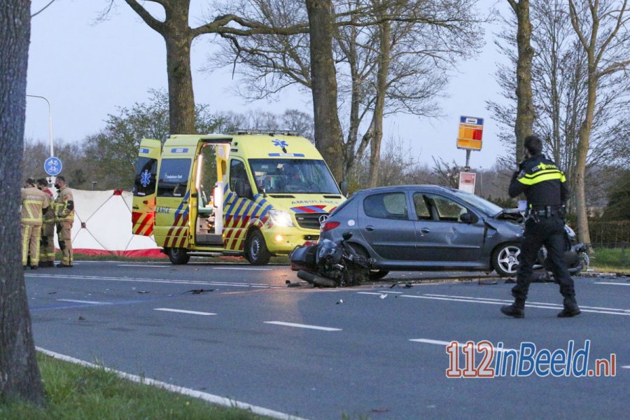 Motorrijder overleden bij aanrijding op N341 in #DenHam. 112 in Beeld.