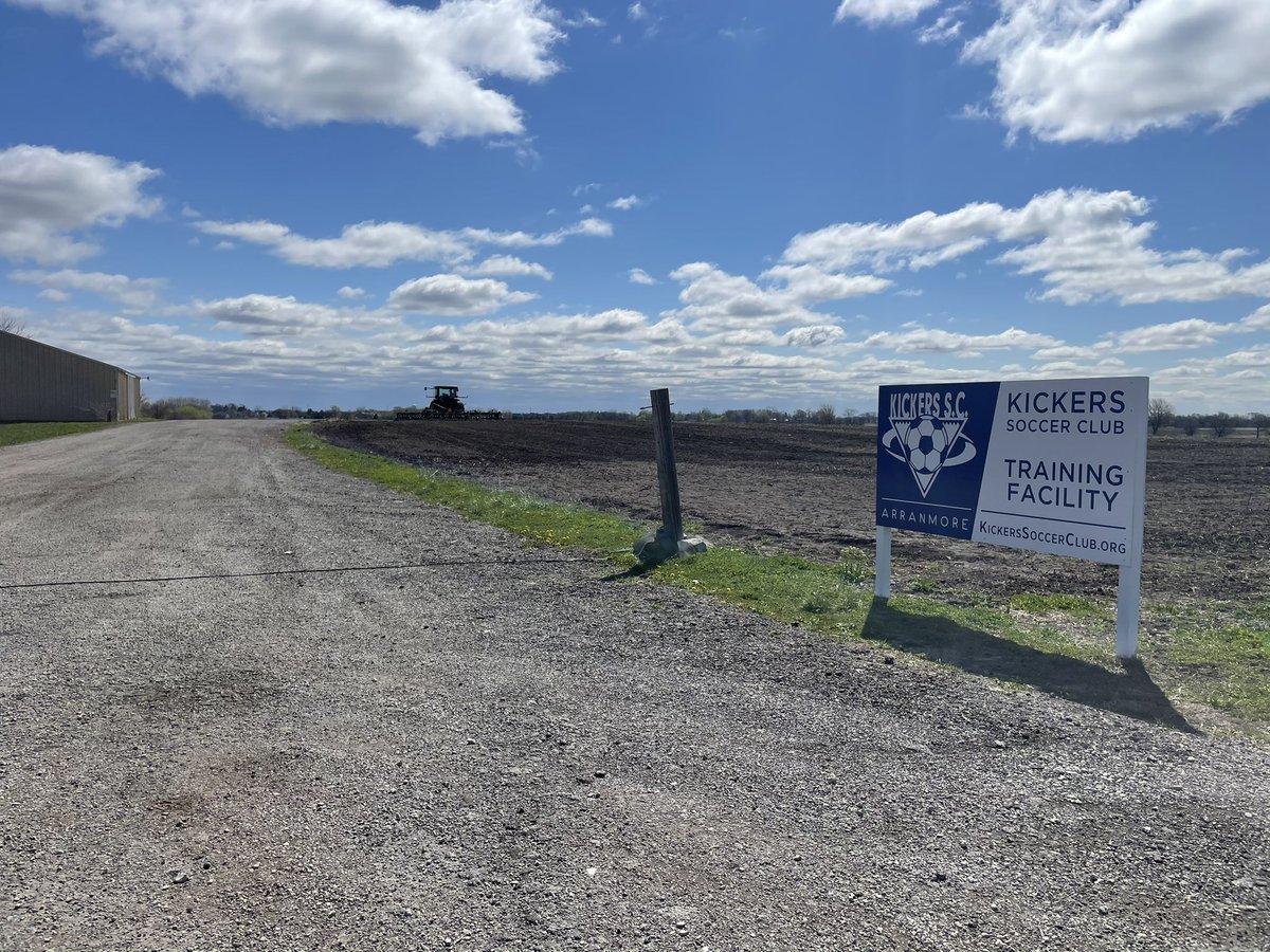 KickersSC's tweet image. 📍New Location Alert📍

If you live in the Oswego-Plainfield area you may have noticed our new sign off of Stewart Rd near Woolley Rd in Oswego. 

We are proud to have partnered up with @arranmorefarmandpoloclub this year to create another amazing training site!