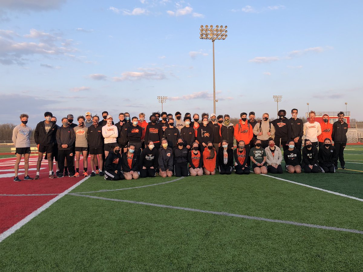 UticaTF's tweet photo. Awesome day today!

• Hard work 
• Big smiles 
• Beautiful weather

Spring is BACK 🔥 https://t.co/ylE7nwIAhH