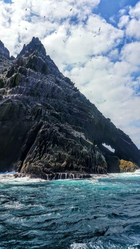 Skellig Michael, Ireland [OC] [1836 x 3264] - Author: aeroiseverything on reddit - Youtube (sUbScRiBe) youtube.com/channel/UCgq_t…