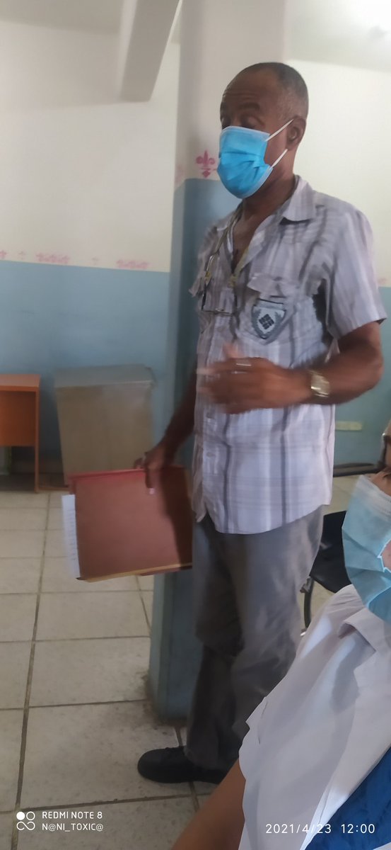 En la tarde de hay se realiza reunión de brigada donde se debate el discurso del 8vo congreso del PCC.
#CubaCoopera #SomosContinuidad 
<a href="/DiazCanelB/">Miguel Díaz-Canel Bermúdez</a> <a href="/PresidenciaCuba/">Presidencia Cuba 🇨🇺</a> <a href="/Cubacoopera_Ve3/">Misión Médica Cubana en Venezuela</a> <a href="/CasanayCdi/">CDI CASANAY</a> <a href="/YiselFurones/">Yisel Furones</a>