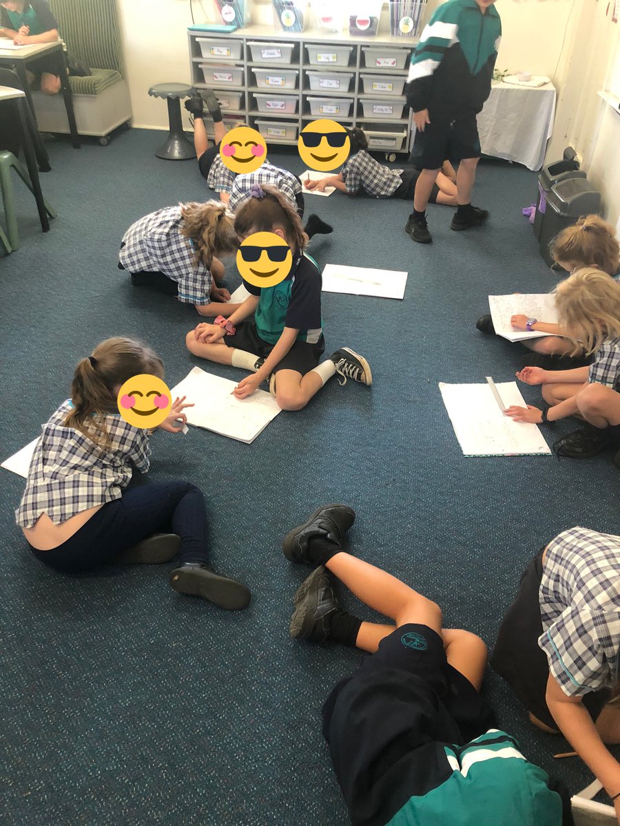 Katie Rose tweet media