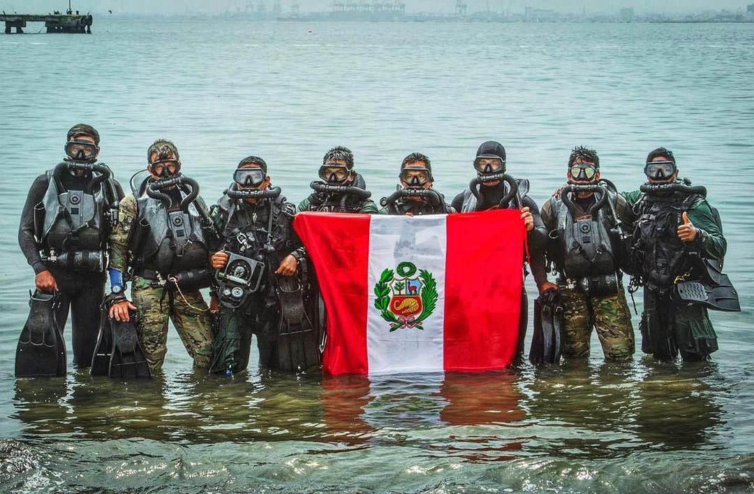 goarmy956's tweet image. 7th Special Forces Group (Airborne) Dive Team conducted Multinational Dive Bubble Exchange in Peru 🇵🇪 during their training with with Fuerza de Operaciones Especiales (Peruvian Navy SEALs). CALL or TEXT ME📲 for more info on what it takes to join the 🇺🇸 Army! 956-357-6397
