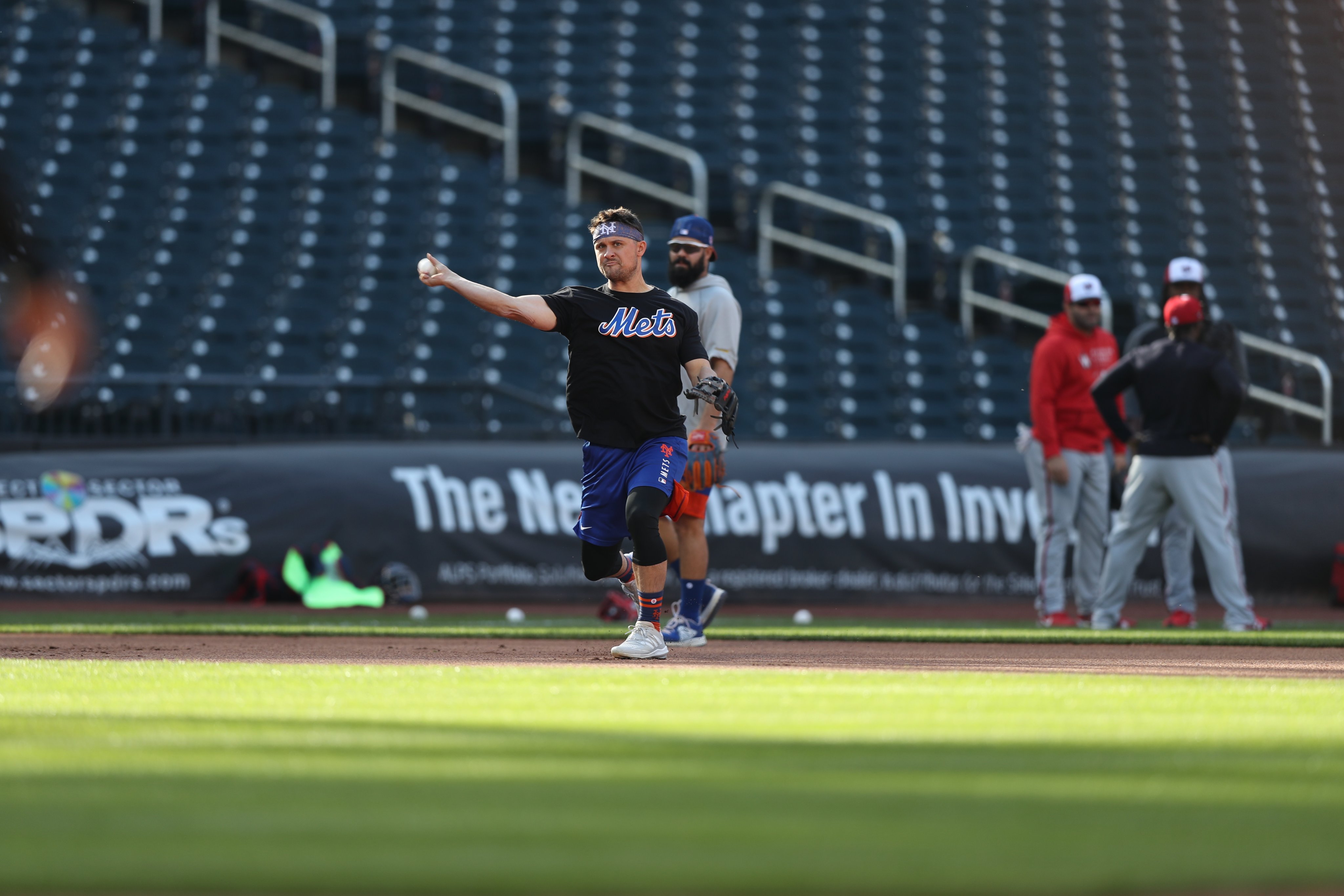 New York Mets on X: 👀 Those warm up shirts though