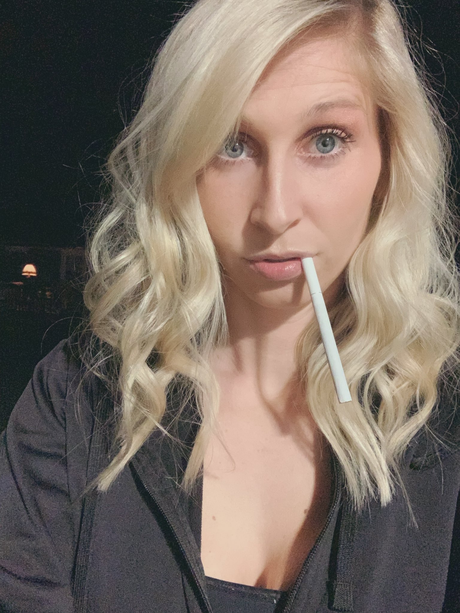 smoking wife jolee solo