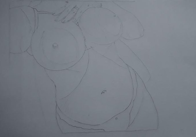 Apaixonada 🥰 no trabalho que esse f&atilde; fez❤️ Eu amei 🥰  ✨✨Ele quer me desenhar de novo eu deixo ???   ✨✨Algu&eacute;m