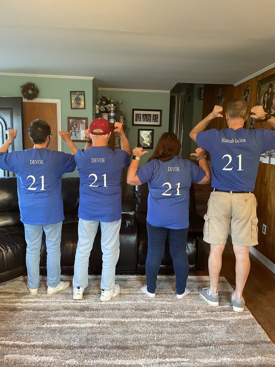 Veronica DeVoe tweet media