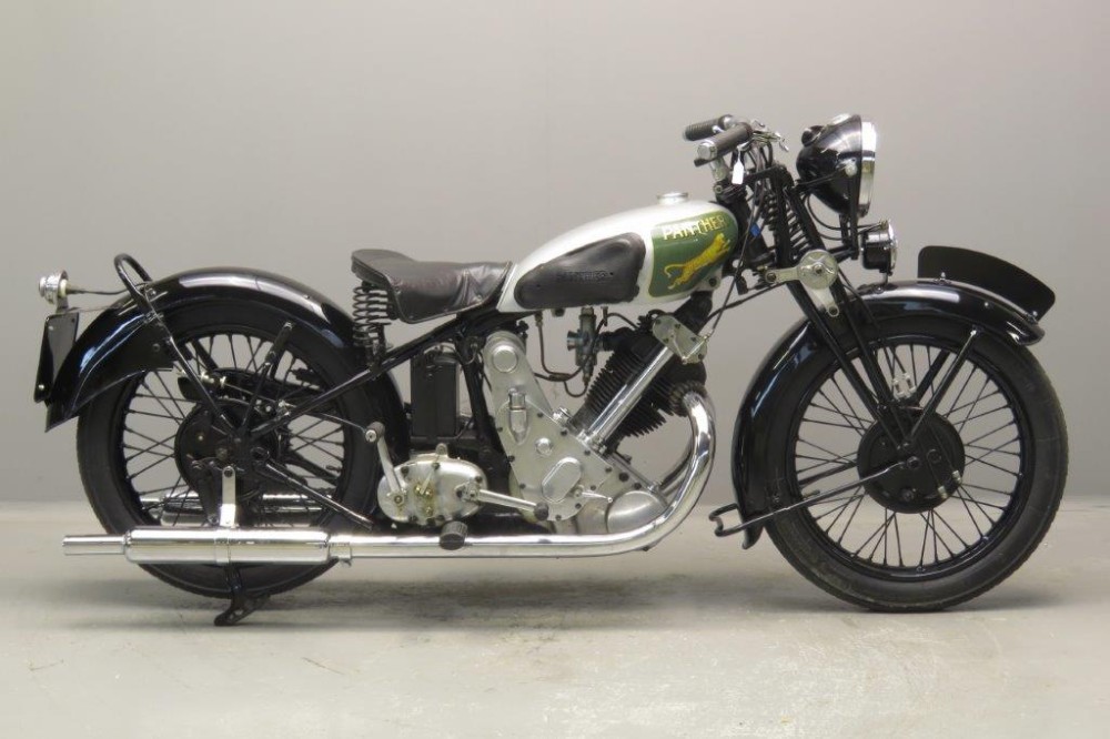 Panther M100
#1930sMotorcycles #BritishMotorcycles #ClassicMotorcycles #ClassicBikes #VintageMotorcycles
carsmotorbikes.com/2019/10/panthe…