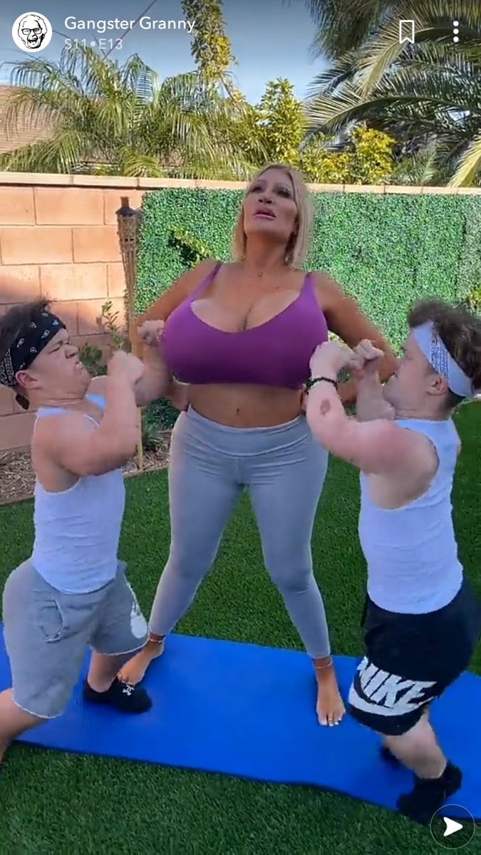 RandomUser1906 tweet media