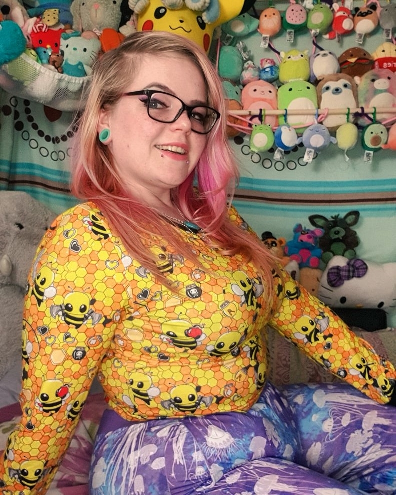 Starcreature4's tweet photo. @thelittleslab has restocked and is ready for even more business! You'll never guess what's coming in the pipeline!
♡
Make sure you use my code SEAWITCH for additional discounts on your order 🧚‍♀️🧚‍♀️
♡
https://t.co/240pn5LeAN
♡
Facemask/loungewear/underwear, you name it 😍 https://t.co/rPfEe6eLRm