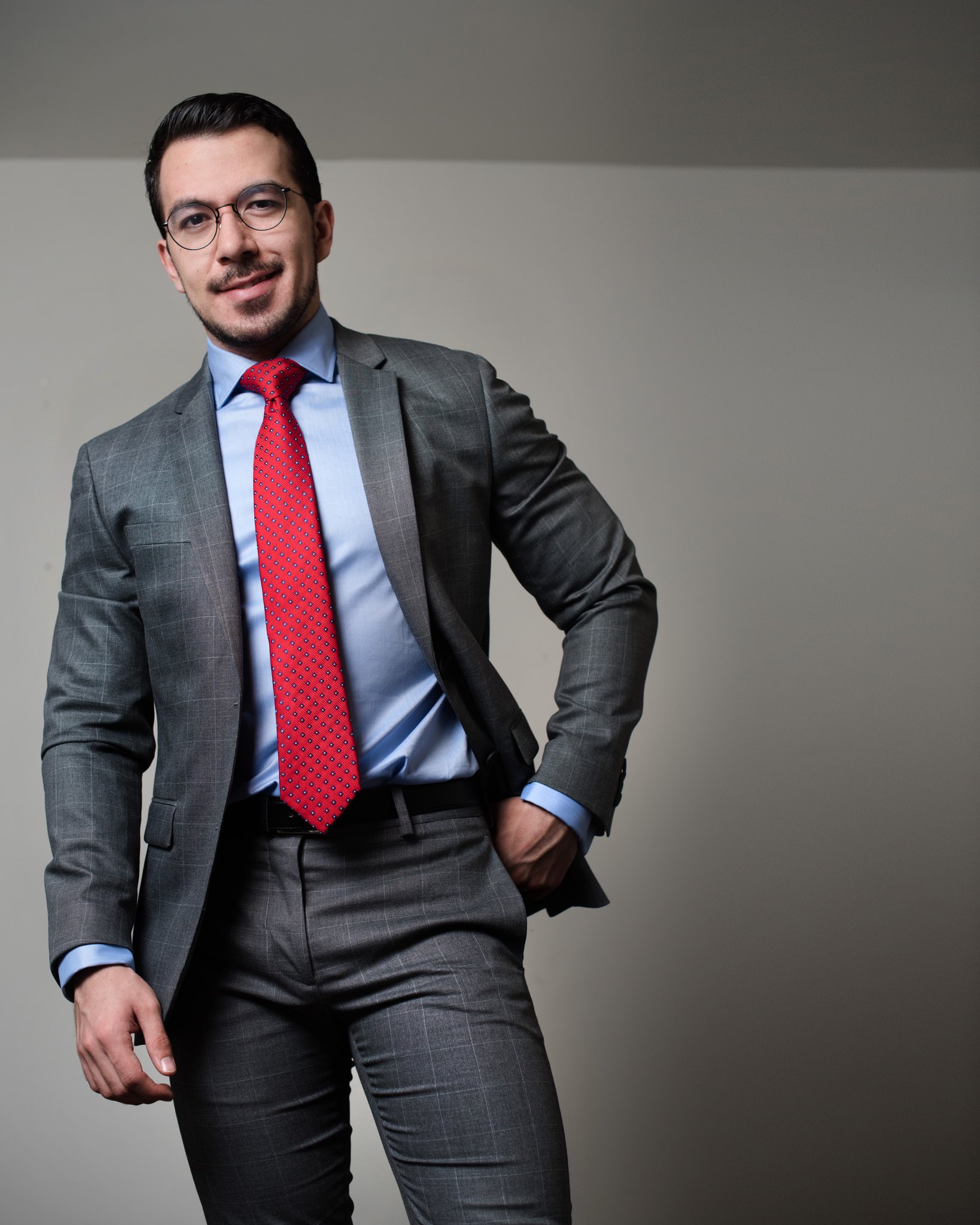 Suited Daily on X: Blue shirt, red tie, silver suit. Simple, classic,  formal Friday. https://t.co/U03WboPw44 / X
