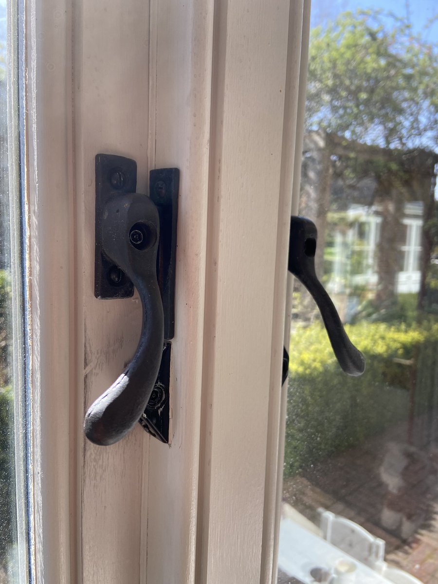 When period window handles work loose &amp; keys lost, how to come up with a solution to make them solid &amp; secure again. 💡 cut a brass washer under existing ones!
Problem solved.
16 Windows all working again like new ⚒⚙️

 #windows #ironmongery #architecturalironmongery #locksmith