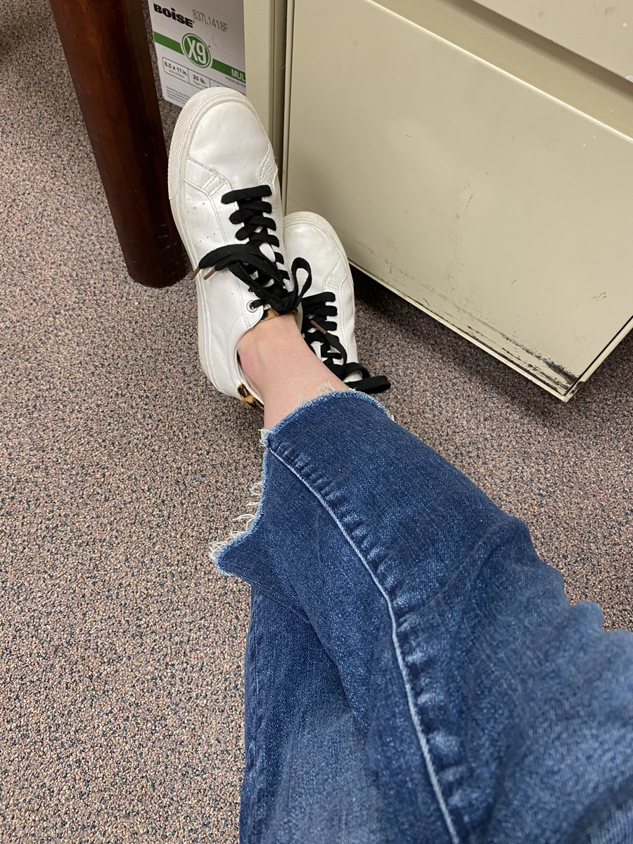 Would love to be in person, but at least virtual #SCA2021 means jeans and sneakers all weekend 😉. Join us tomorrow for some great sessions...in the footwear of your choosing 👟👠👡👞🩴 <a href="/scahq/">Society of Cardiovascular Anesthesiologists | SCA</a> <a href="/WomenInCTAnes/">WomenInCTAnes</a>