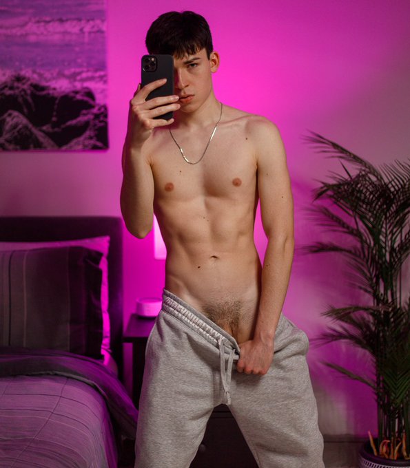 How you want it? 😈 https://t.co/OFXSwdXoac<a href="/tag/shampoochallenge"class="tags"><span>#shampoochallenge</span></a>