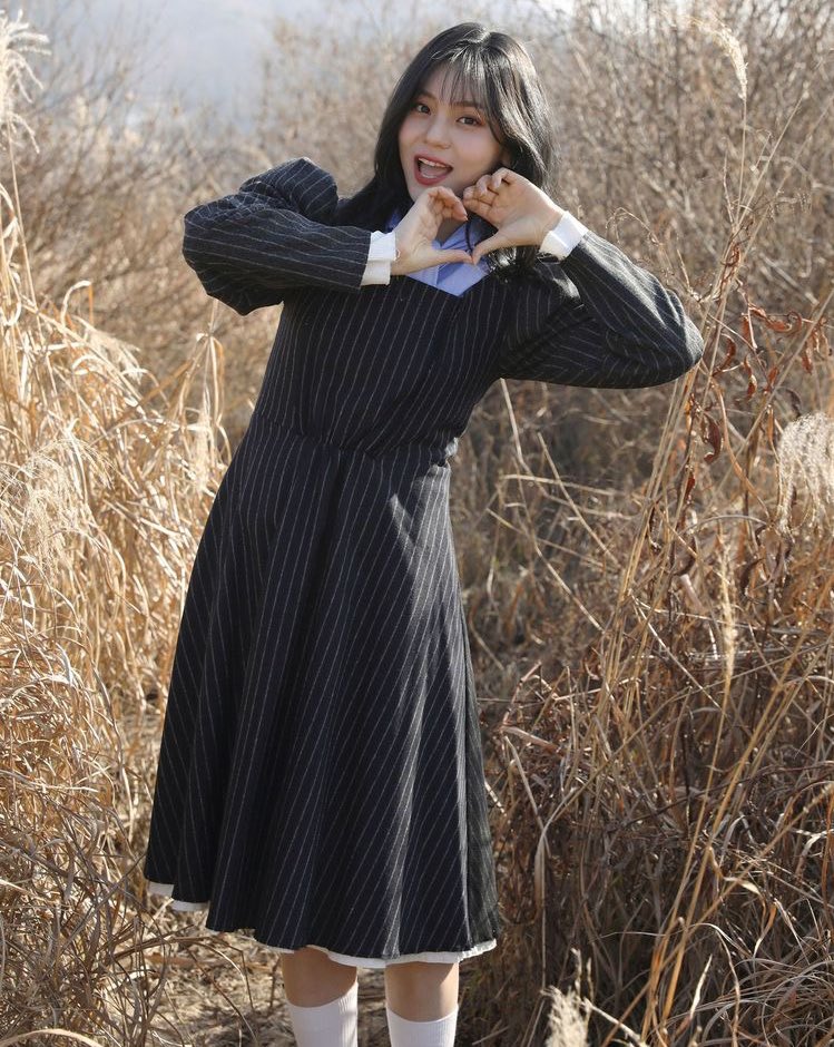 thinking about this yewon